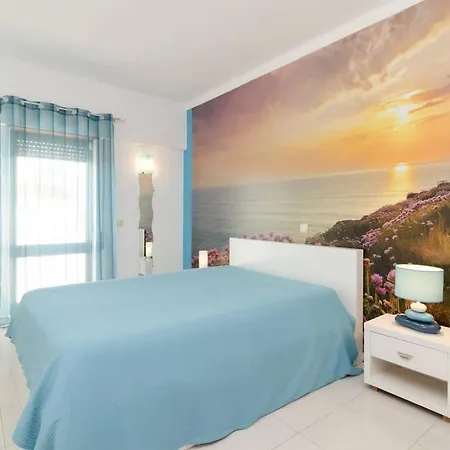 404 - Oura - 2 Bedroom - Sea View Apartament