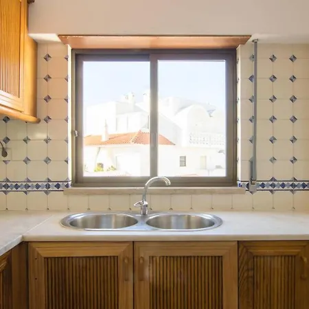 404 - Oura - 2 Bedroom - Sea View Apartament *