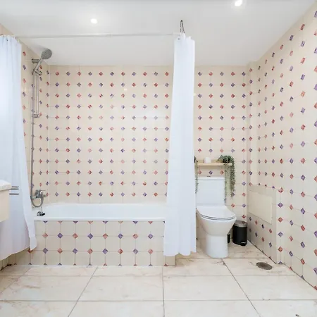 404 - Oura - 2 Bedroom - Sea View